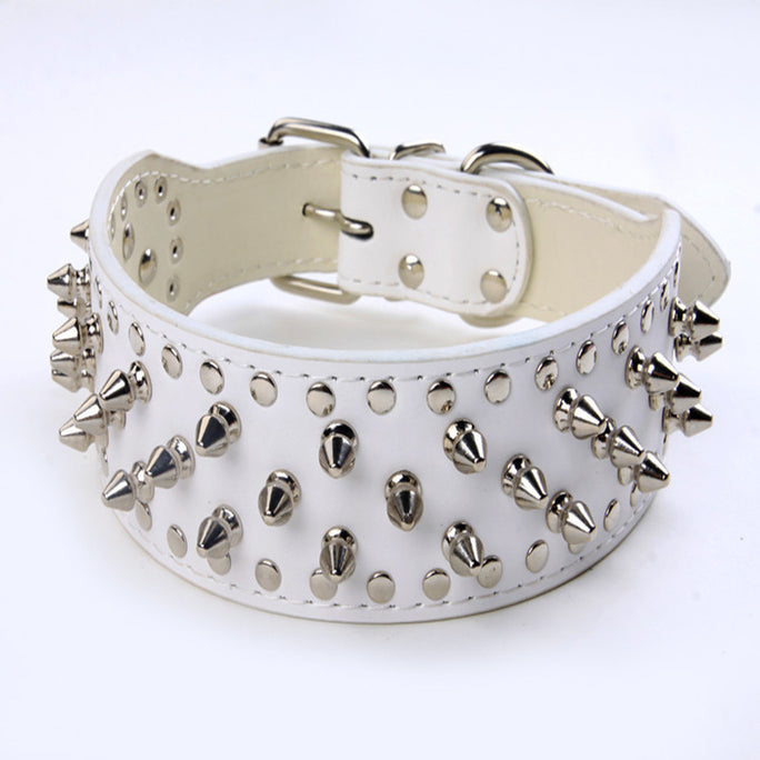Heavy-Duty Rivet Dog Collar for Large Dogs - Adjustable Comfort Fit